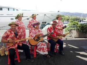 As we came ashore, we were greeted by this group singing native songs.