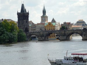 Sights along the cruise route.