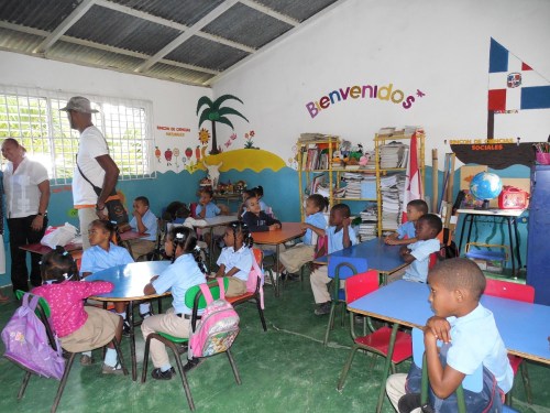 The children stood and recited a poem welcoming us to their class.